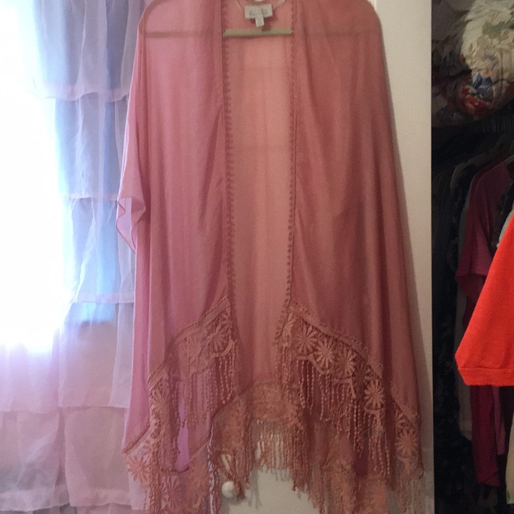 Hinge lance shawl scarf top  lace fringe